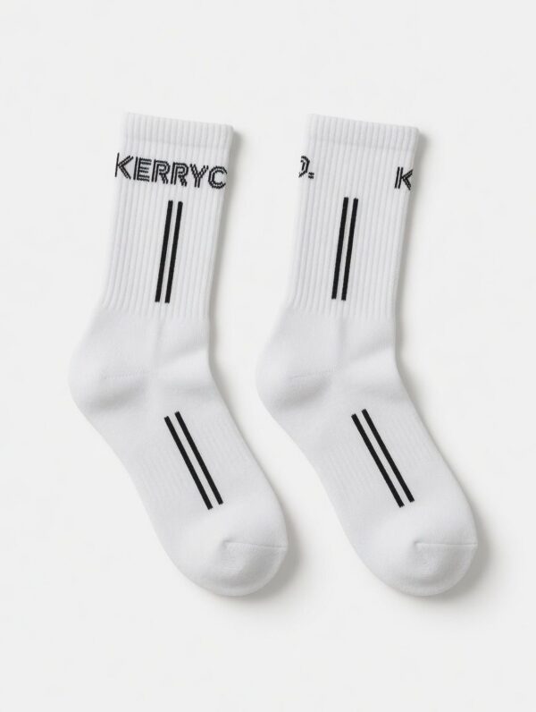e1064ddc-9adc-4934-8bb4-de6aa5af8f28 White Performance Stripe Crew Socks